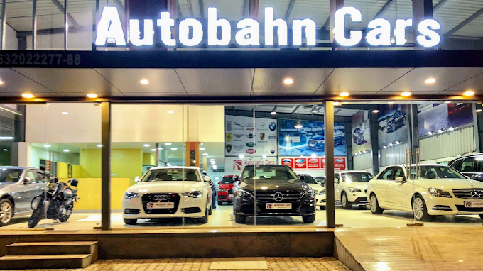 Autobahn Cars & Wheels
