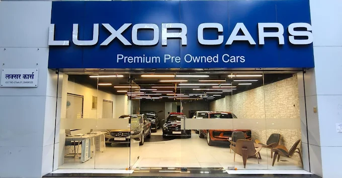 Luxor cars